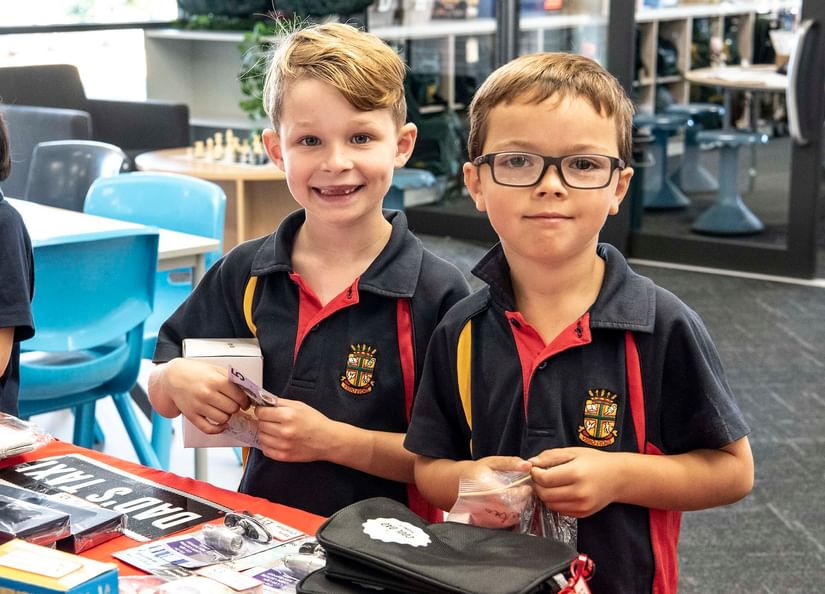 Js Christmas Stall PF 7