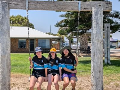 PXL 20250206 023746502